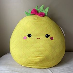 maui the pineapple 16” squishmallow NWT